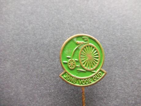 Jong voor Oud vélocipède oldtimer fiets